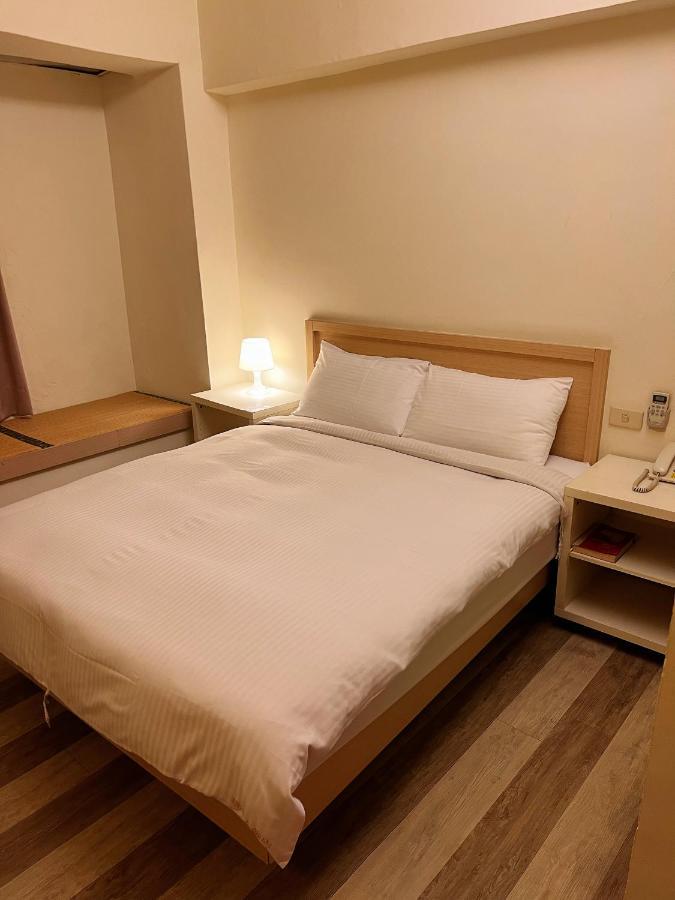 Hwa Hong Hotel Kaohsiung Exterior photo