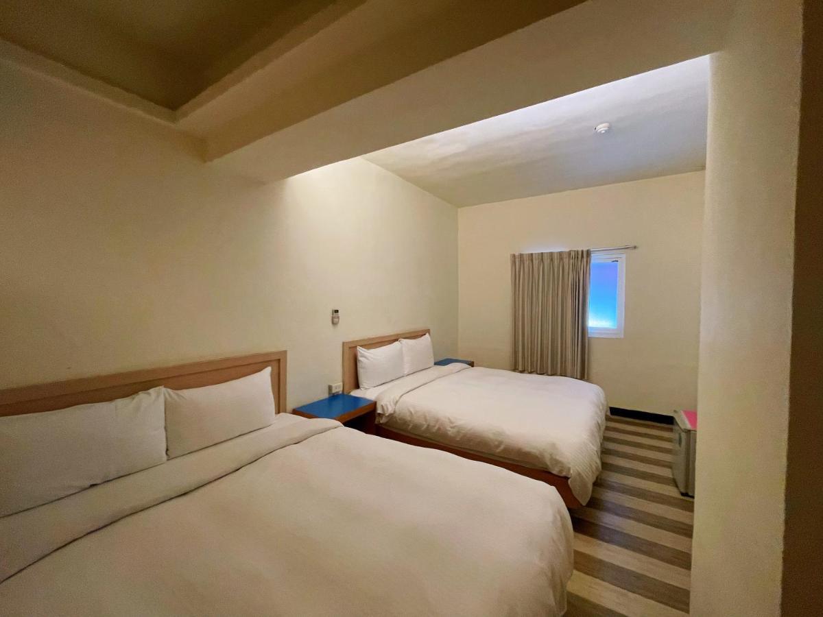 Hwa Hong Hotel Kaohsiung Exterior photo