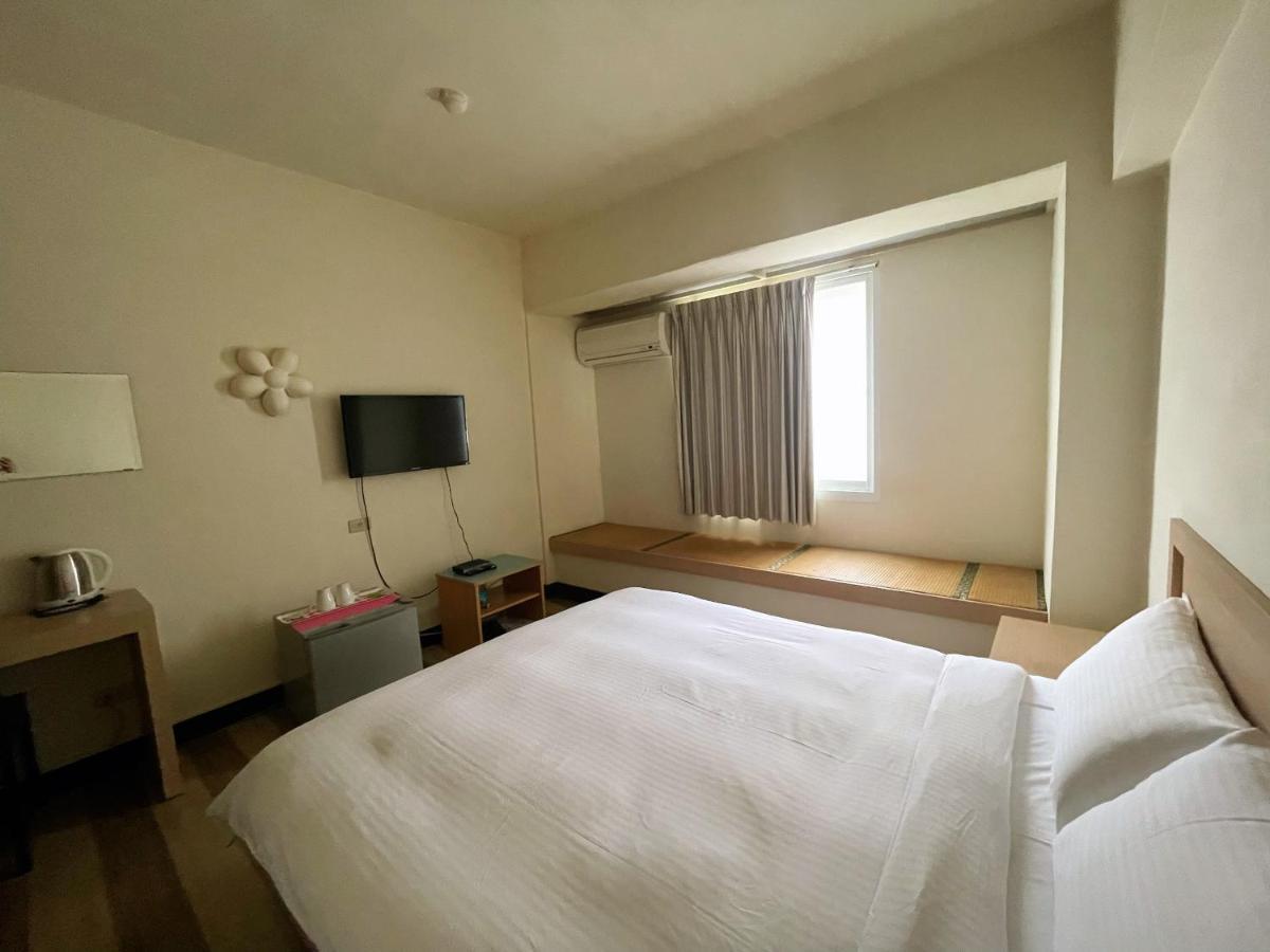 Hwa Hong Hotel Kaohsiung Exterior photo